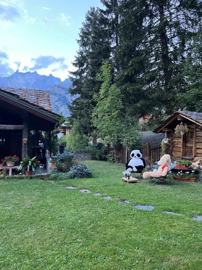 Chalet Blanc "Coeur Sapin" Courmayeur Dış mekan fotoğraf